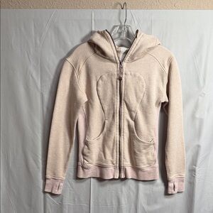 P154. Lululemon On The Daily Hoodie *Cotton
Size: 4